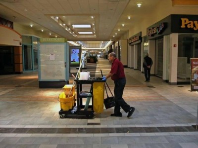 浅析商业物业保洁管理特点及对策